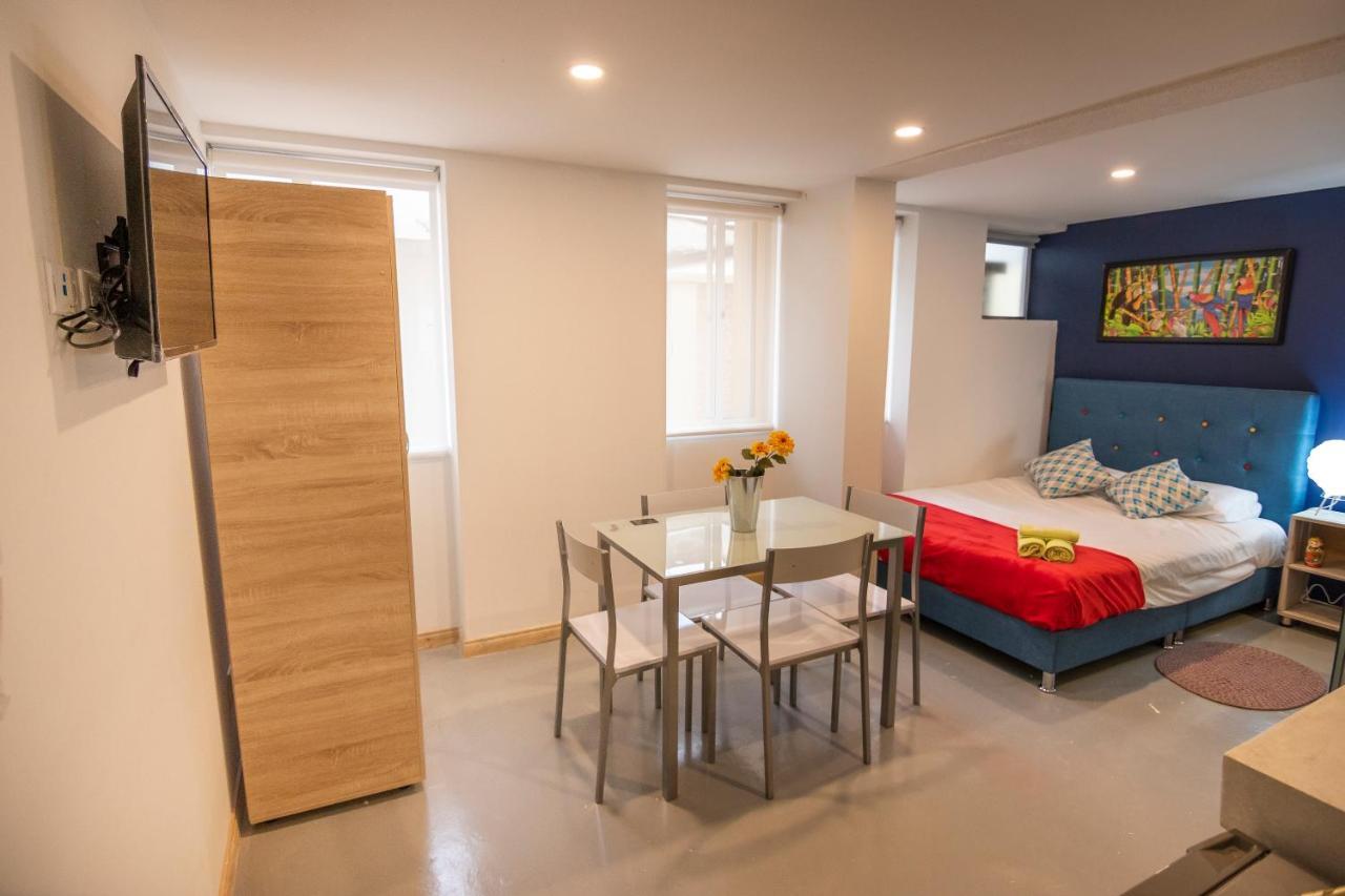 Apartasuites Bogota Campin Екстер'єр фото