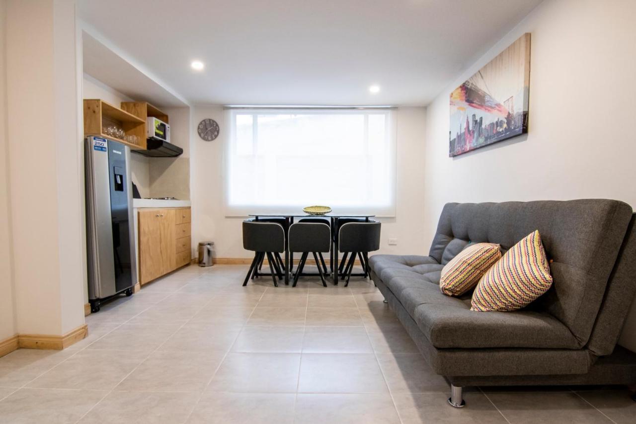 Apartasuites Bogota Campin Екстер'єр фото